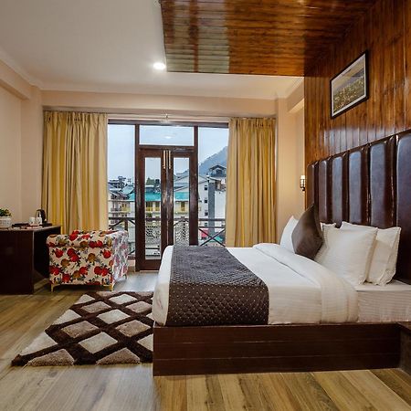 فندق The Spruce Mansion مايالي المظهر الخارجي الصورة