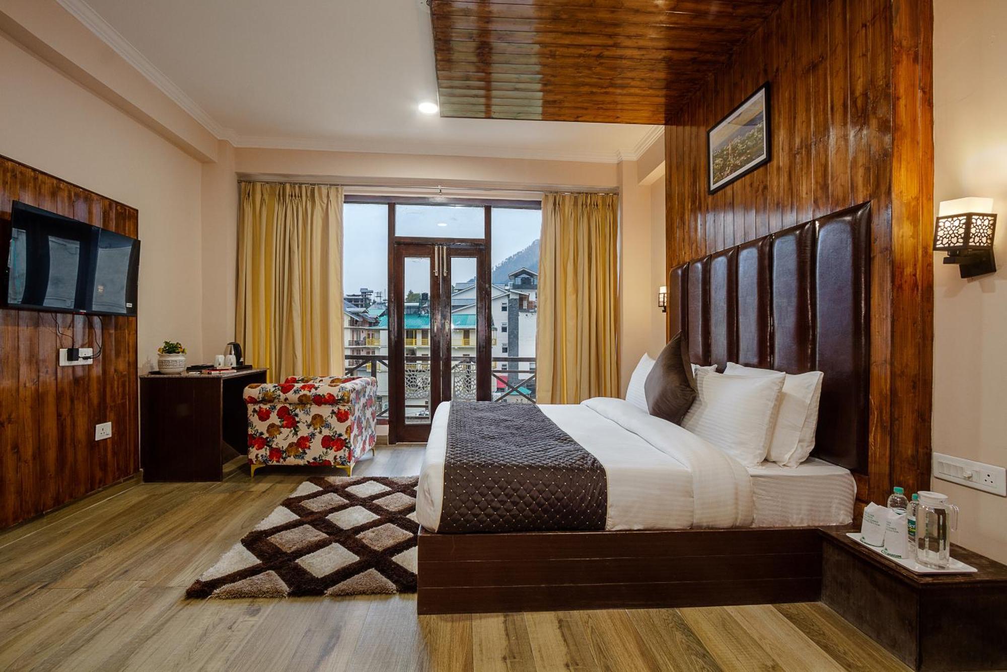فندق The Spruce Mansion مايالي المظهر الخارجي الصورة